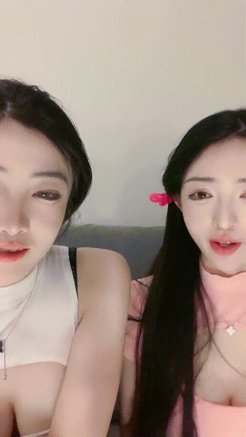 #田德莉娜__8_2_onm70_p40_compressed.gif