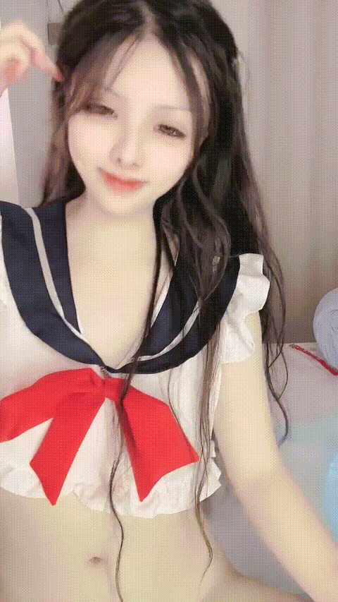 卡哇伊校花推荐 超正点【1点萝】美到让你鸡巴翘起 道具自慰喷水 看脸就能射的学生妹 罕.gif