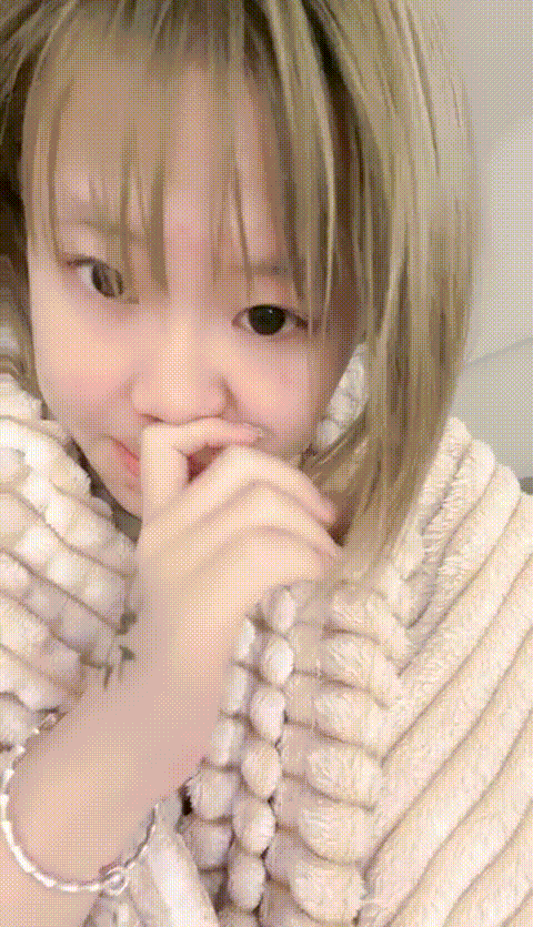 #雯雯是头猪___7_hs50s_p5_compressed.gif