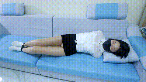 性感秘书职业装换丝 桌子说驷马调教229_p20.gif