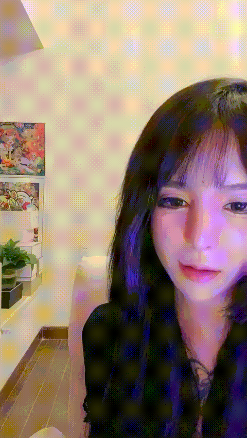 #岡田纱佳_#润儿__mfnrk_p60_compressed.gif