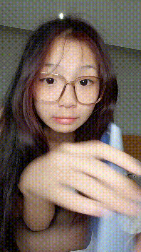 #茜茜是旺仔小馒头__6k864_p60_compressed.gif