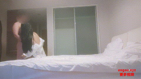 巨乳高颜小姐姐 (2)_p60.gif