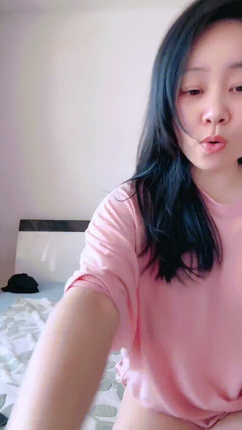 雪白雪白小少妇【农村小姨真真】肥臀木瓜奶 长腿美足 圆润大屁股 多毛嫩比 跳蛋自慰好.gif