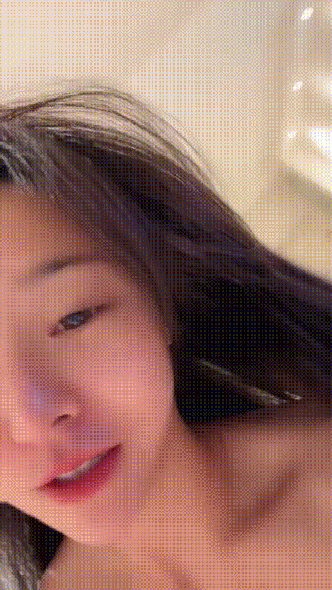 鸭梨梨_20260209_004606_p80_compressed.gif
