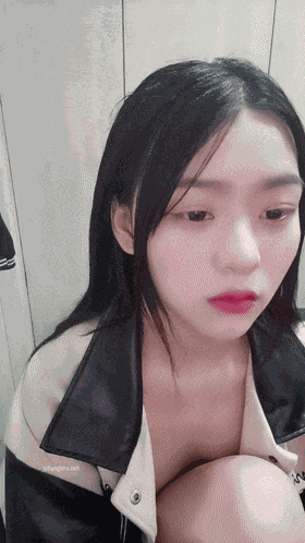 1 (7)_compressed.gif