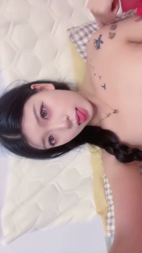 冰镇琉璃 1724254313_ 1218-144650 00_29_42-_p20_compressed.gif