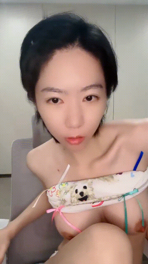 是酥酥呀_20260211_200700_p40_compressed.gif
