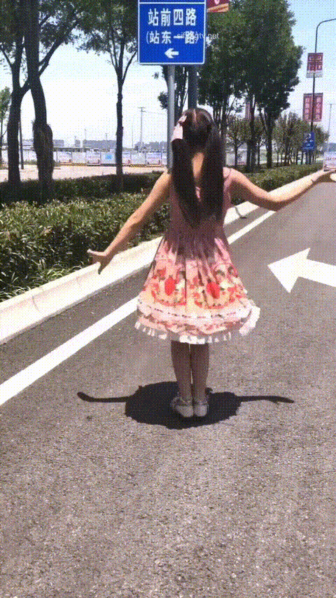 浆果儿全裸宅舞人前露出全裸调戏路人完整版_p80 (2).gif