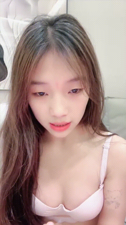 骚甜妹_20260216_204655_p40_compressed.gif
