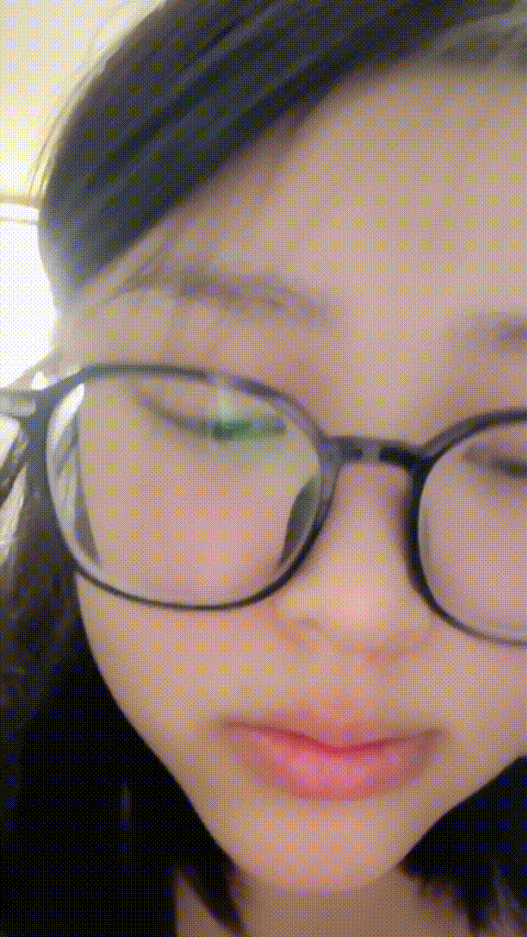 【西安水多多】眼镜学妹 巨乳肥臀 黄瓜抽插 道具自慰 (5)_p40_compressed.gif.gif