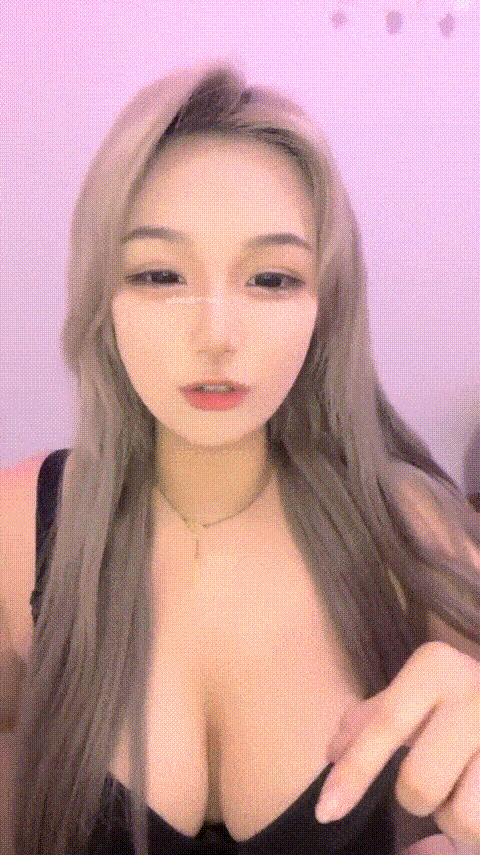 【霏妮娘密】微胖反差女神_巨奶肥臀_掰穴柔逼道具自慰狂插！_2_p40 (2).gif.gif