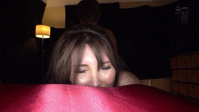 JUL-345 イイオンナの方程式 綺麗×上品×妖艶=木村穂乃香 34歳.mp4_20241029_125818..gif