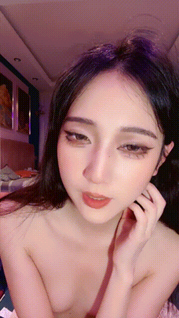 【菠萝吹吹】超美校花! 母狗属性主动吃鸡舔脚骑乘 啪啪内射 喝尿 太爽啦 叫声很销魂 (.gif