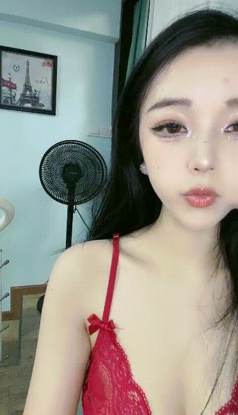#Aoluu_fz3ps_p60_compressed_compressed.gif