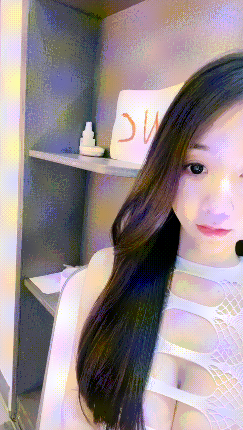 #麻吉儿_5p9wc_p5_compressed.gif
