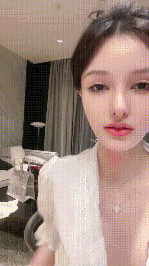 #洋梨子___8_1_p5_compressed.gif