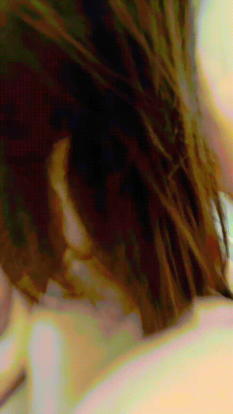 【离异美骚妇】几个小嫂子一起吃鸡啪啪秀 淫乱至极 喜欢小嫂子的不要错过 (7)_p5_comp.gif