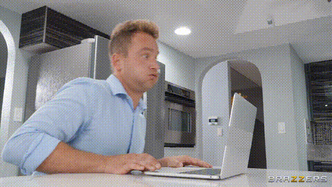 Handywoman Handy Pussy_p5.gif