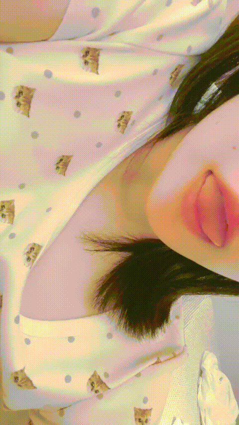 #沙漠玫瑰__1_1_w69y4_p80_compressed_compressed.gif