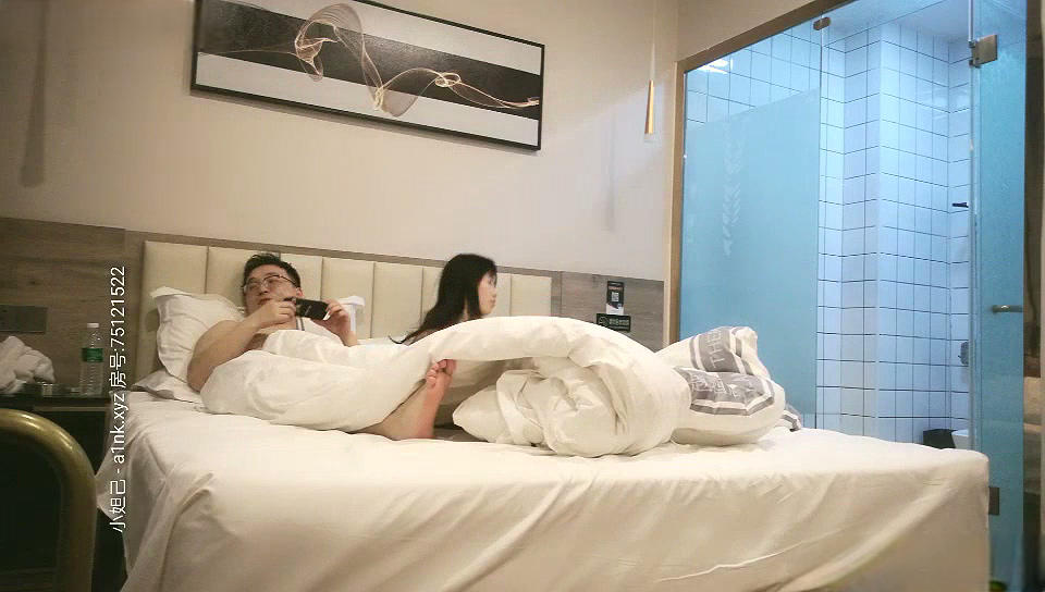霸哥约炮_啪啪_20210220.mp4_20260526_231022.922.jpg