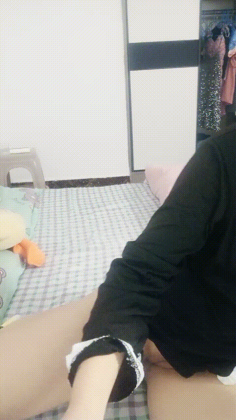 #没人要的泡面_3__p9vc0_p80_compressed.gif