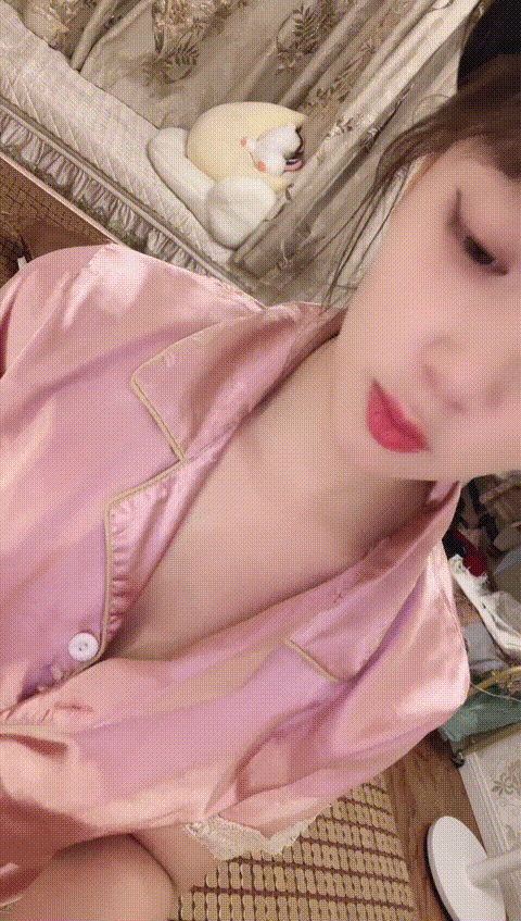 #迪迪__#hhhh_vq9lc_p60_compressed.gif