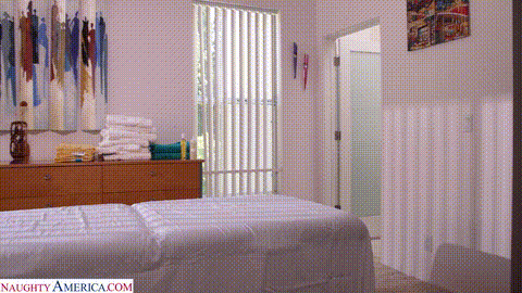 Tokyo Lynn gets a happy ending after massage from friend's husband_p5.gif
