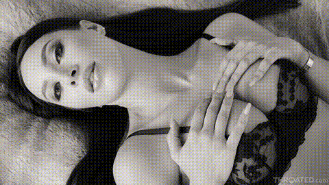 Melissa's Hot Blowjob!_p5.gif