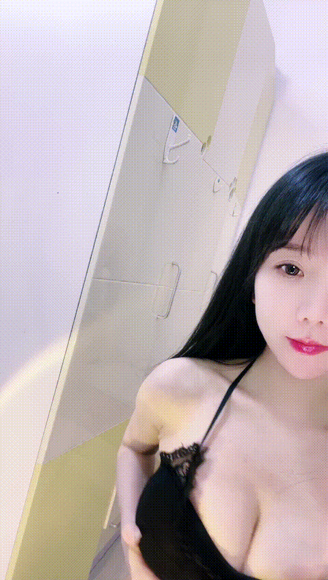vlc_record_2023_06_03_12h40m19s_cx___p80_compressed.gif