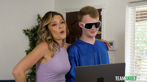 The Draft 2 - You’ve Got My Vote!_p5.gif