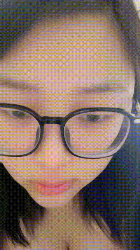 【西安水多多】眼镜学妹 巨乳肥臀 黄瓜抽插 道具自慰 (3)_p60_compressed.gif.gif