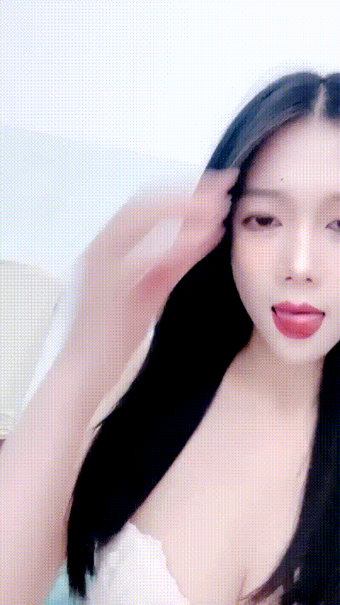 魔鬼身材【酥嫣】完美S线 雪白美乳又大又圆 极品翘臀大长腿 粉嫩嫩穴 跳弹自慰流白浆 .gif