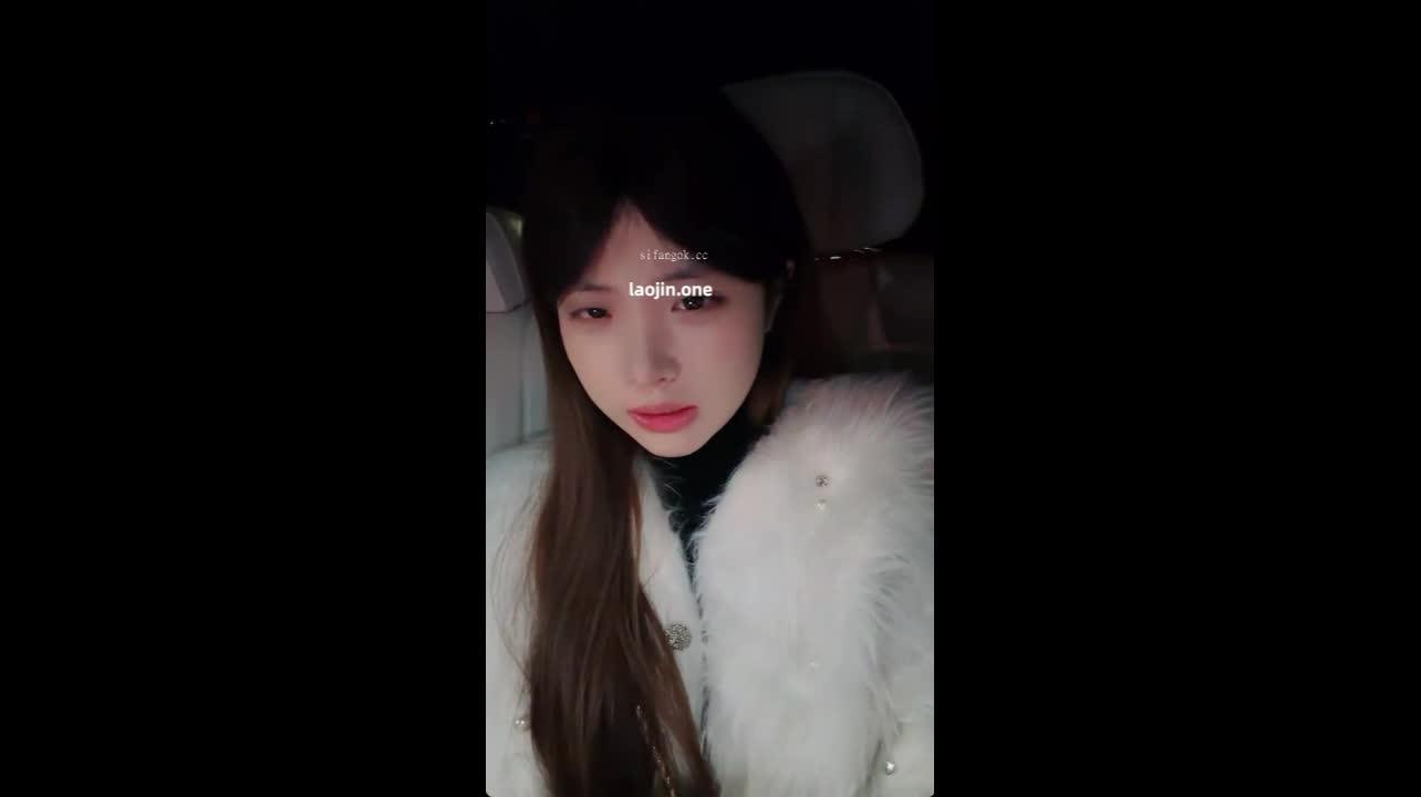 017-大三学生妹爱约炮【柚子】图书馆的厕所里，和炮友来一发，不过瘾，驱车前往酒店，.jpg