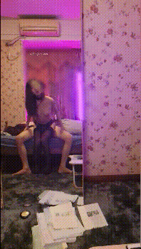 2 (7)_compressed.gif