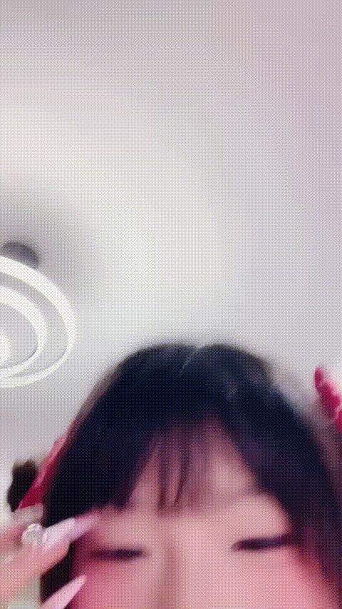 小萝莉尕尕_20260202_190814_p20_compressed.gif