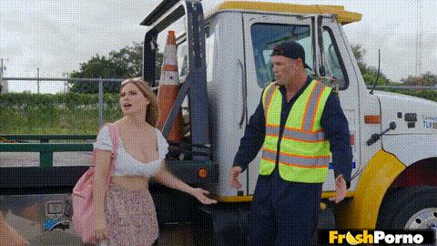 Bad Tow Truck_p5.gif