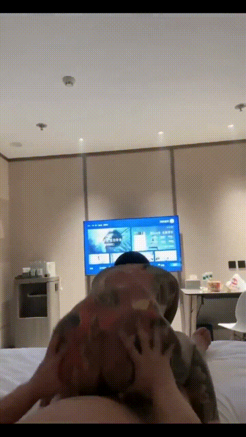 精神小妹，满身符文，到了床上战力全开，你能驾驭吗，操我，不要停_p5.gif.gif