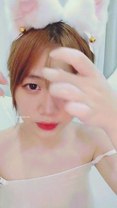590371381_小颜宝_20230513_220008_p5_compressed.gif