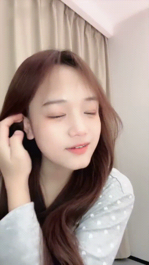狐狸精_乐观迪拉_20260208_165426_p20_compressed.gif