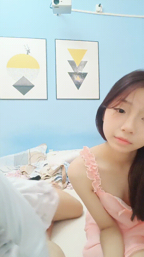 #茜茜是旺仔小馒头__w6gms_p20_compressed.gif