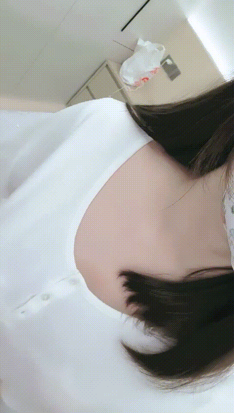 绝品爆乳女神【才没有脸红】清纯女友美爆了 完美大奶 极品翘臀 大阳具爆插滴粘液362_p.gif
