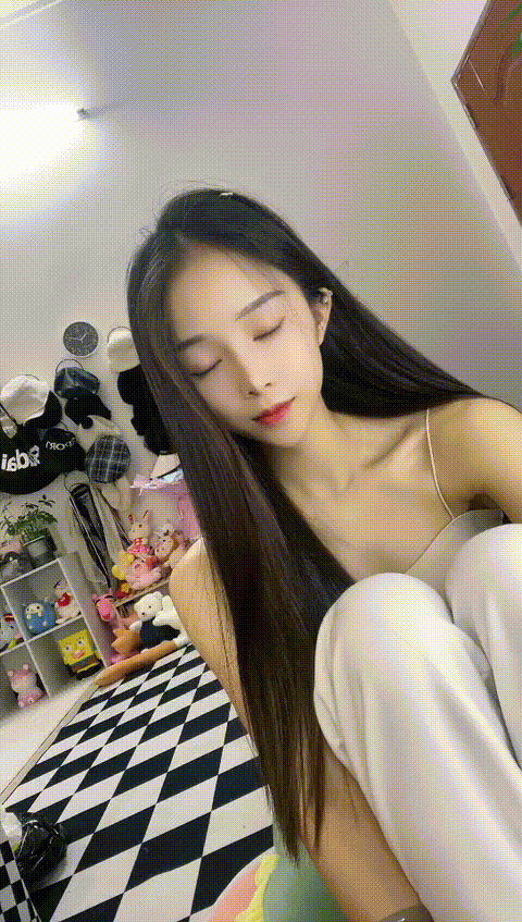 vlc_record_2023_05_28_21h47m52s_cx___p20_compressed.gif