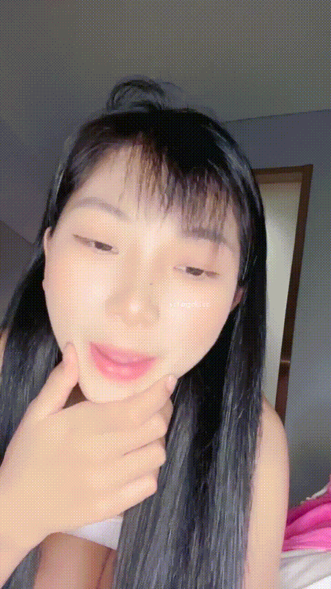 萝莉精致学妹【可爱罪名】携闺蜜超强尺度道具自慰喷水_p60_compressed.gif.gif