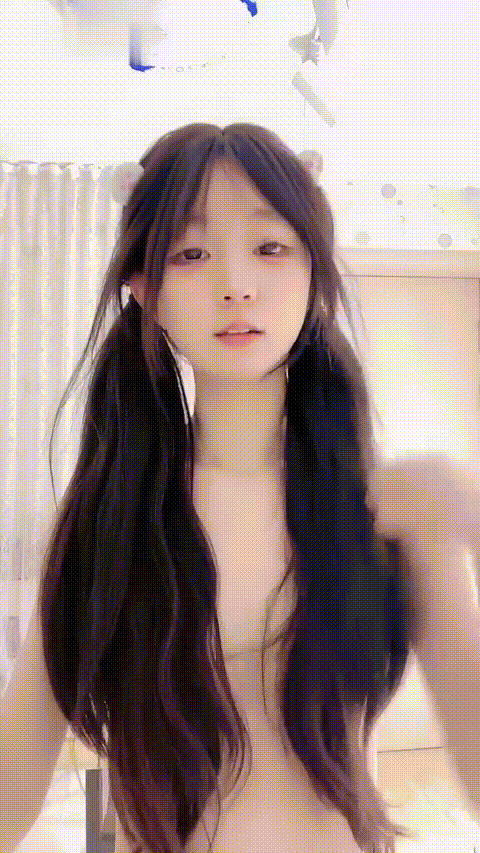 05洛丽塔_20260208_110051_p40_compressed.gif