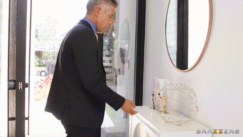 My Horny GF's Gone Bonkers!_p5.gif