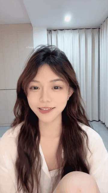闪闪发光的小嫩逼 绝对天花板的女神 人美逼嫩【咪咪酱】脱光光大秀 3_start387s_1s.gi.gif