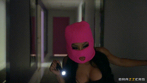 Robbing the Sex Freaks Part 2_p5.gif