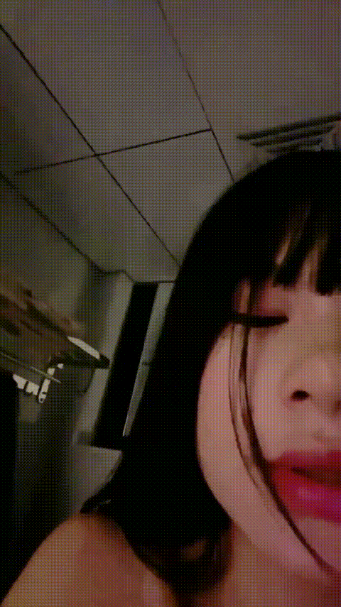 【兔纯】高颜值白虎校花萝莉美少女！道具自慰_骚水泛滥_4_p80_compressed.gif.gif