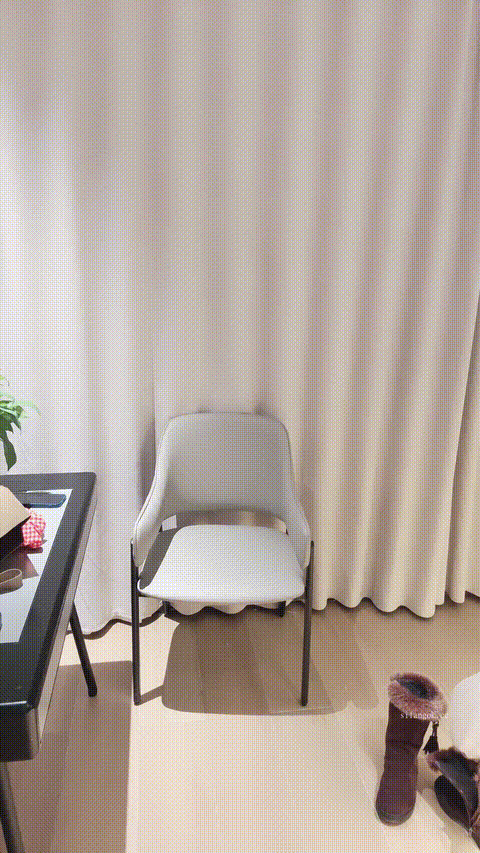 清纯学妹刚毕业【小乖】嫩的出水 全身雪白细嫩 大屁股又大又翘 绝世美乳 道具自慰喷水.gif